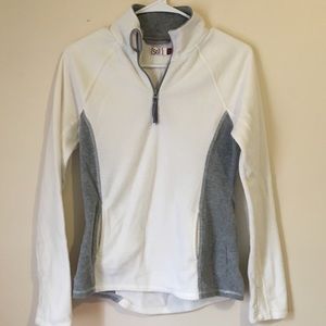 🌼White and grey fleece pullover